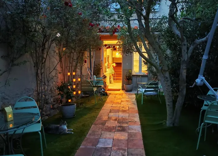 Bed & Breakfast Halte Premium A Velo Entre Amis Proche Du Canal Du Midi Et De La Cite De Carcassonne Avec Privatif, Repas Maison, Nuitee Et Pdj Pour 6 Personnes 3*